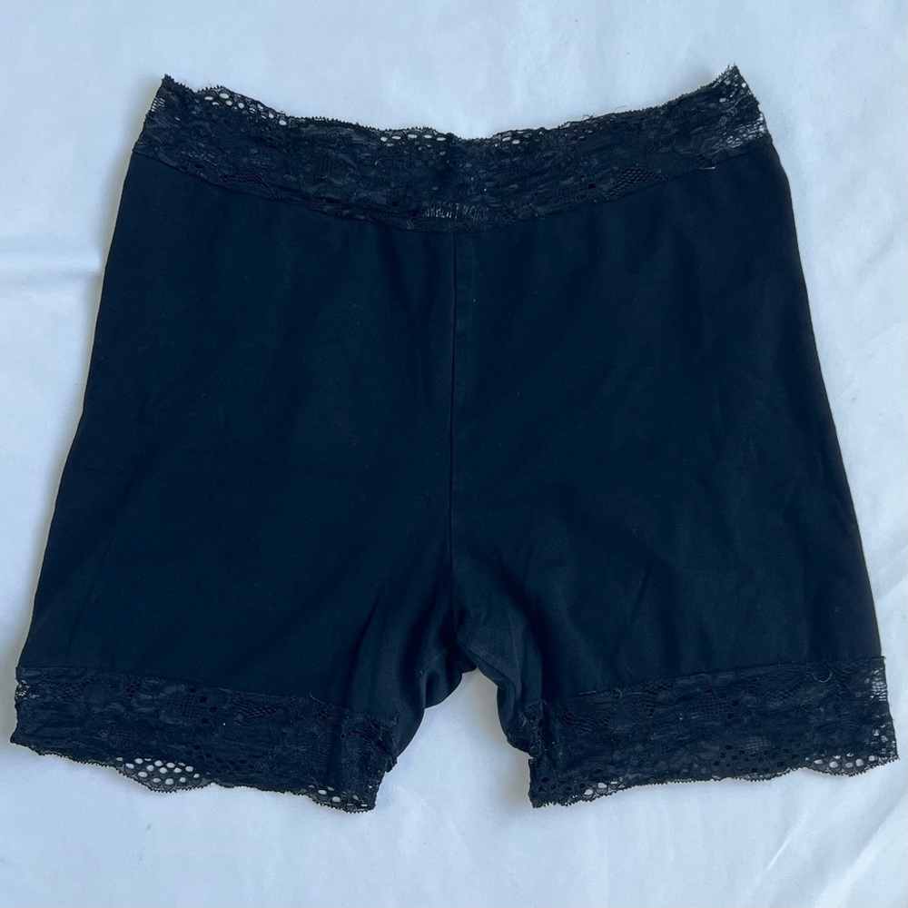 Black Lace Trim Bike Shorts